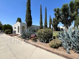 266 W Belleview Ave in Porterville, CA - Building Photo