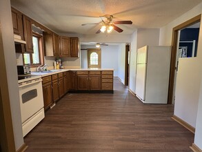 333 Wooster St in Naugatuck, CT - Building Photo - Building Photo