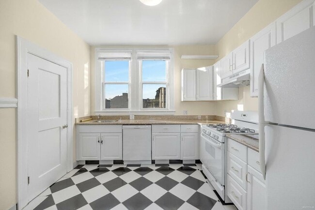 property at 1380 Union St