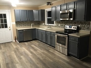 510 Short St in Mount Holly, NC - Building Photo - Building Photo