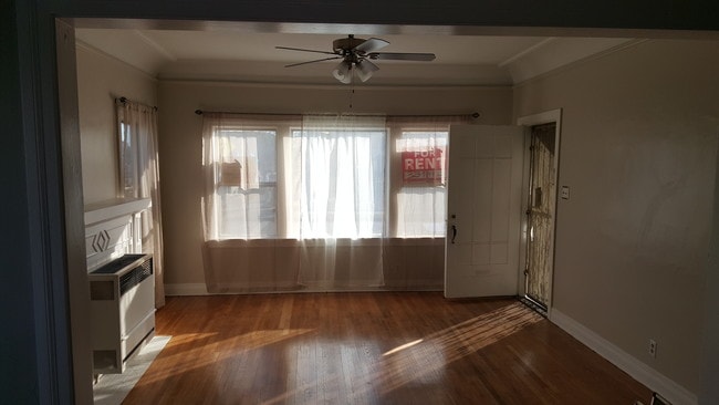 337 E 49th St, Unit 337 in Los Angeles, CA - Building Photo - Building Photo