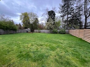 776 Dearborn Ave NE in Keizer, OR - Building Photo - Building Photo