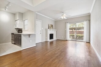 4041 Drake St in Houston, TX - Foto de edificio - Building Photo