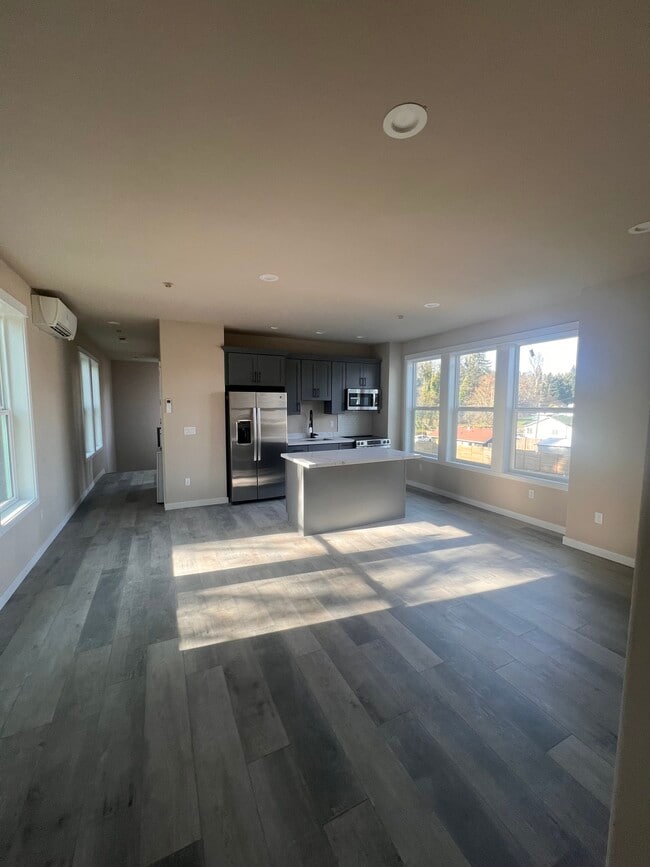 11416 8th Ave S, Unit Monther-In-Law