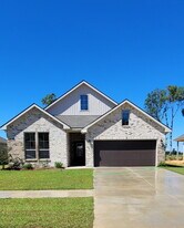 23553 District Dr in Robertsdale, AL - Building Photo