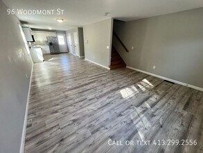 96 Woodmont St in Springfield, MA - Building Photo - Building Photo