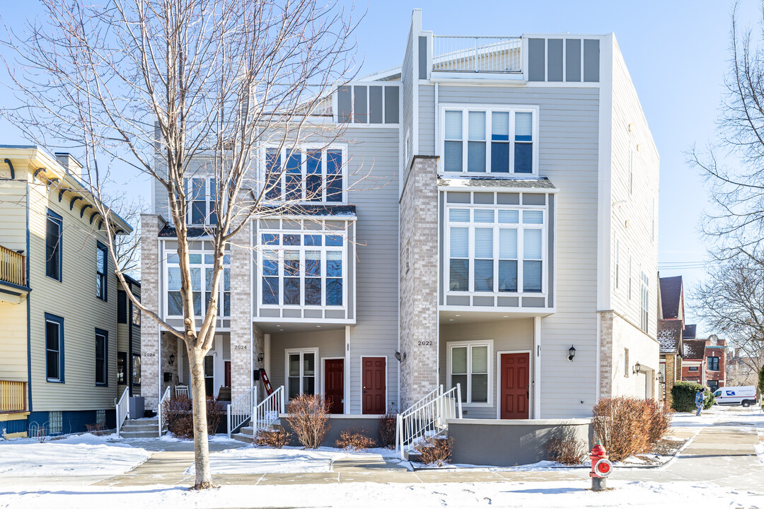 Cambridge Crossing Townhomes in Milwaukee, WI - Building Photo