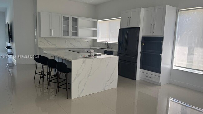 14205 NW 21st St in Pembroke Pines, FL - Building Photo - Building Photo