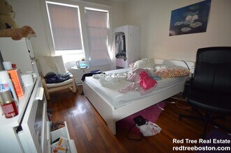 1630 Commonwealth Ave, Unit 25 in Boston, MA - Building Photo - Building Photo