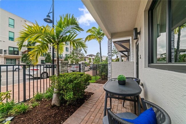 4741 NW 84th Ave in Doral, FL - Building Photo - Building Photo