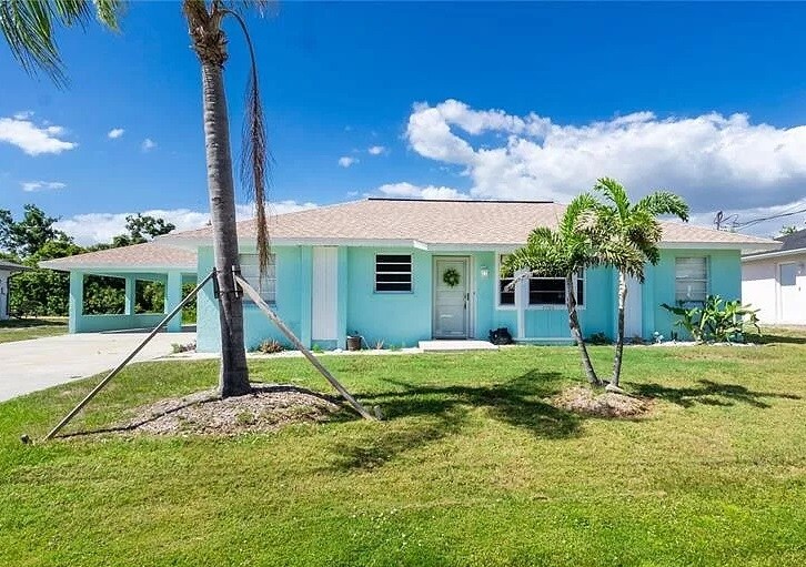 9304 Anita Ave in Englewood, FL - Building Photo