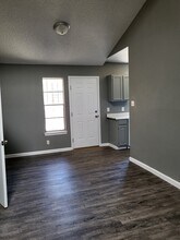 11825 Lewis Lee Ct in El Paso, TX - Building Photo - Building Photo
