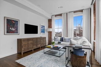 6 Edgerly Pl, Unit 401 in Boston, MA - Building Photo - Building Photo