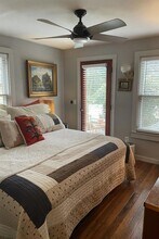 200 S Cedar St in Buda, TX - Building Photo - Building Photo