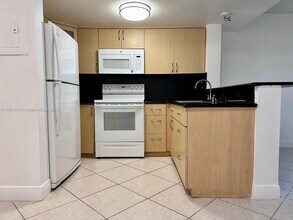 510 NW 86th Pl in Miami, FL - Building Photo - Building Photo