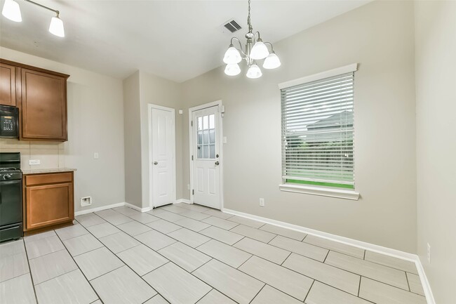 property at 3107 Braepark Ct