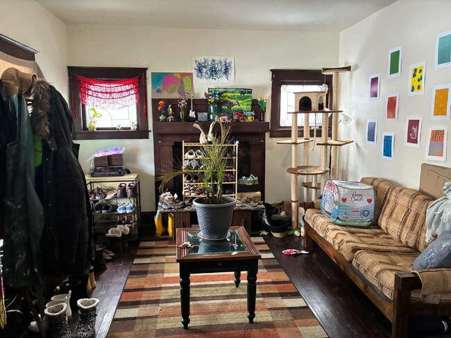 402 Doty St in Eau Claire, WI - Building Photo - Building Photo