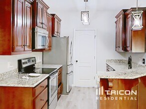 100 Cottage Trce in White House, TN - Building Photo - Building Photo