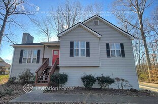 190 Lakeview Terrace in Dallas, GA - Building Photo