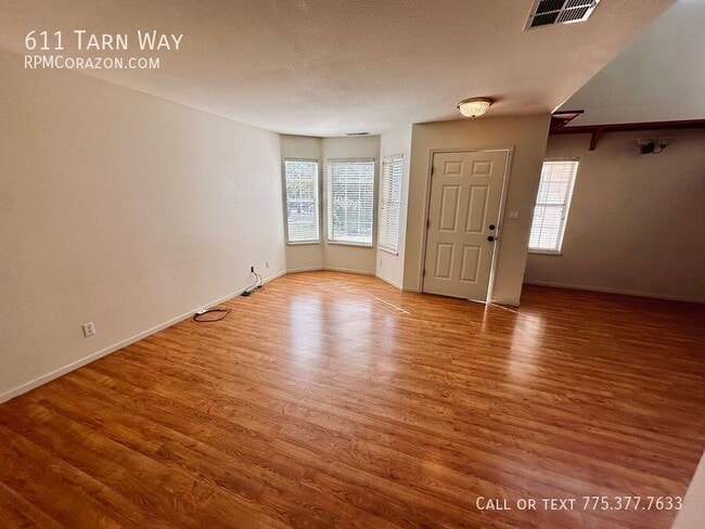 611 Tarn Way in Reno, NV - Building Photo - Building Photo