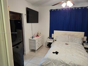 12715 NW 8th Ln in Miami, FL - Building Photo - Building Photo