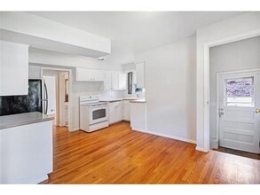 3829 Ewing Ave S in Minneapolis, MN - Building Photo - Building Photo