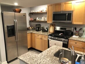1245 N Campbell Ave in Chicago, IL - Building Photo - Building Photo