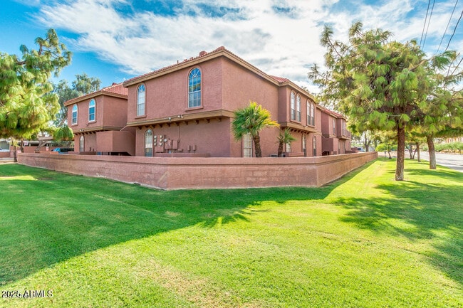 property at 1402 S Jentilly Ln
