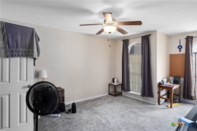 property at 504 Lakota Ln