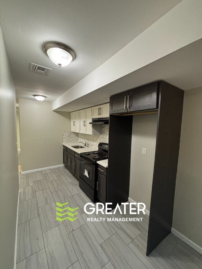 490 S 18th St, Unit B in Newark, NJ - Building Photo - Building Photo