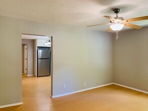 7 Burdette Pl-Unit -7 Burdette Place Unit B in Newnan, GA - Building Photo - Building Photo