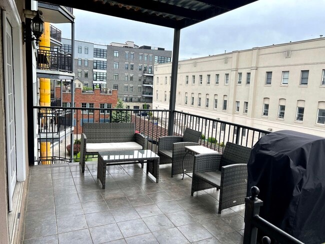 719 Monroe St in Hoboken, NJ - Building Photo - Building Photo