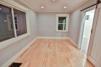 1020 Ridgewood Ave in Ames, IA - Building Photo - Building Photo