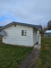 41992 US-93 in Pablo, MT - Foto de edificio - Building Photo