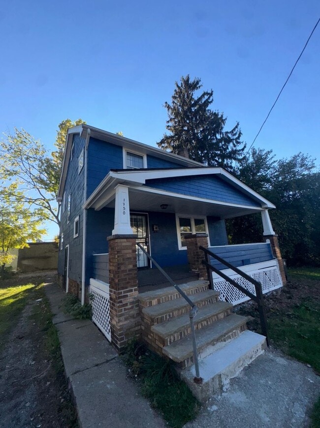 property at 1750 Urbana Rd