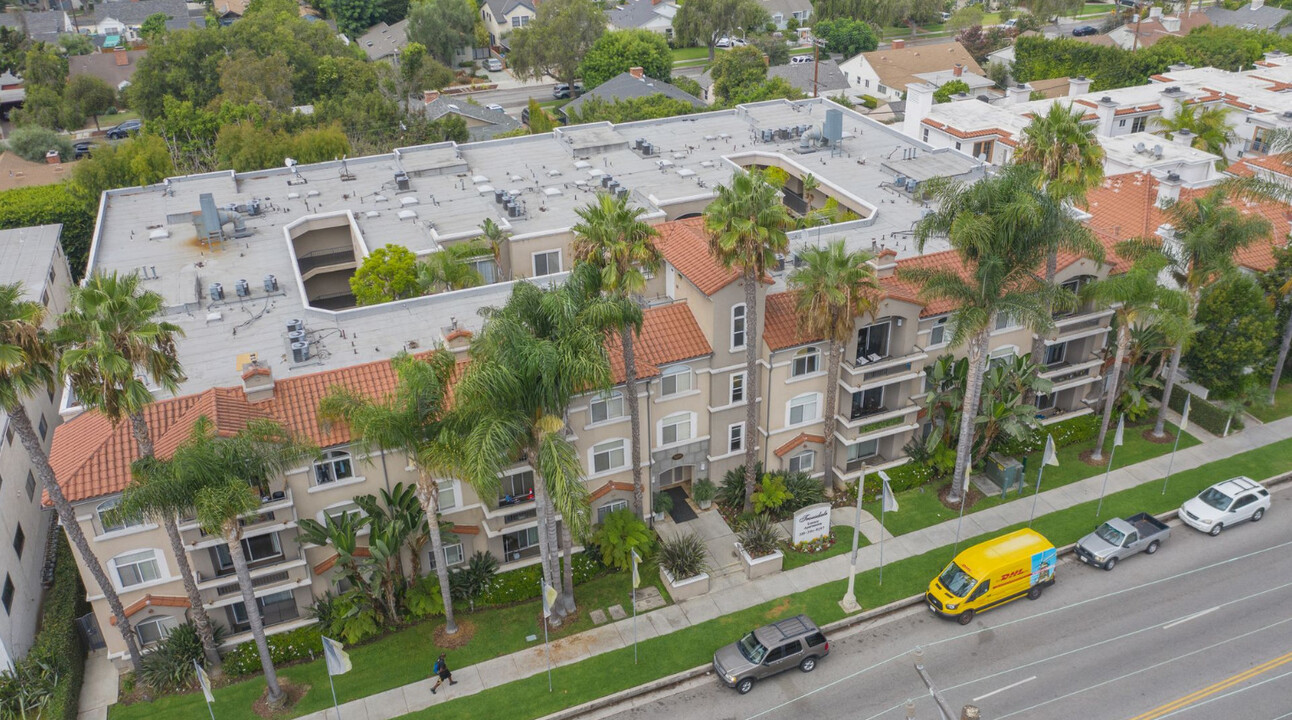 Trousdale Apartments in Los Angeles, CA - Building Photo