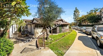 4133 E Mendez St in Long Beach, CA - Building Photo