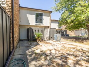 4741 Huron Dr in Pensacola, FL - Building Photo - Building Photo