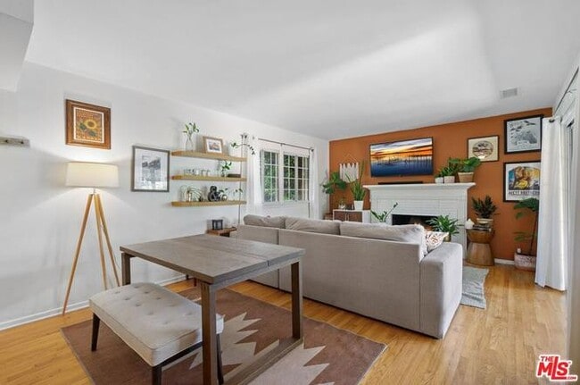 15803 S Raymond Ave in Gardena, CA - Building Photo - Building Photo