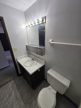 162 Washington Blvd in Youngstown, OH - Building Photo - Building Photo