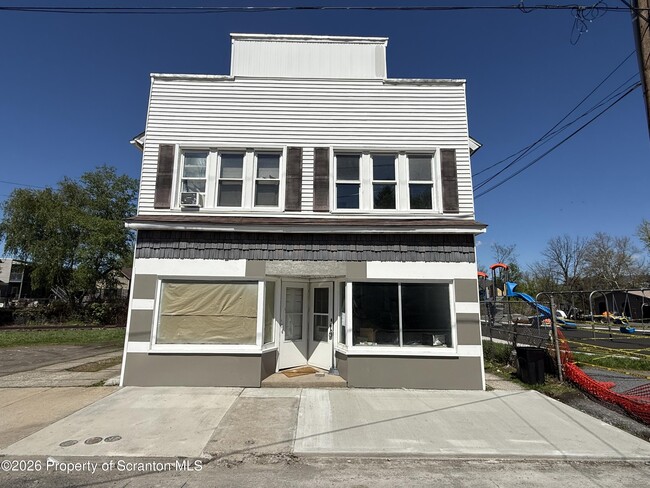 property at 1319 Capouse Ave