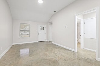 660 Gilleas Rd in Memphis, TN - Building Photo - Building Photo