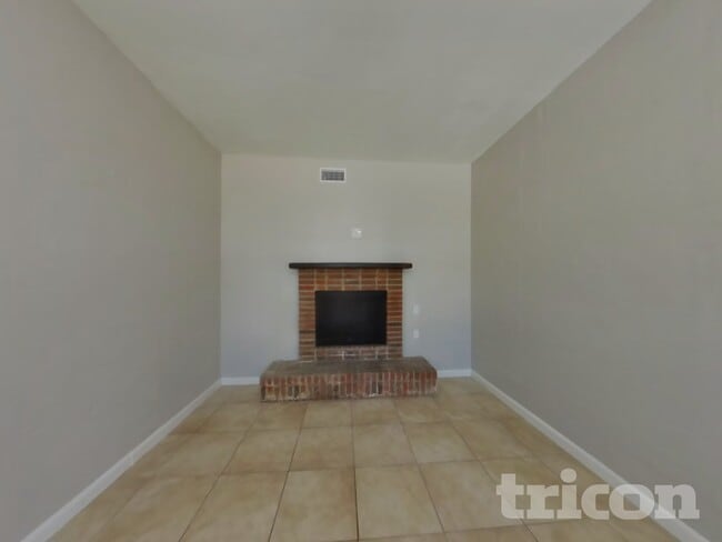 7138 Mayapple Rd in Jacksonville, FL - Building Photo - Building Photo