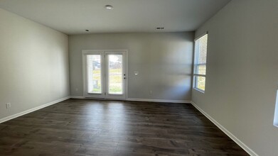 2011 Widgeon Pt in Lebanon, TN - Building Photo - Building Photo