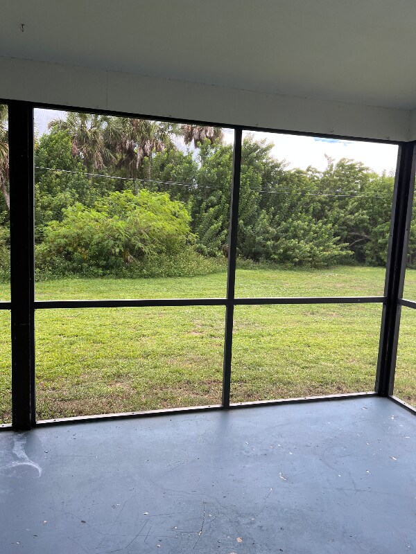 18555 Fort Smith Cir in Port Charlotte, FL - Building Photo - Building Photo