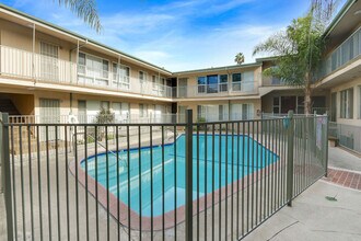 3838 Gibraltar Avenue in Los Angeles, CA - Building Photo - Building Photo