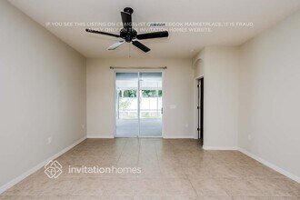 3726 Grecko Dr in Wesley Chapel, FL - Foto de edificio - Building Photo