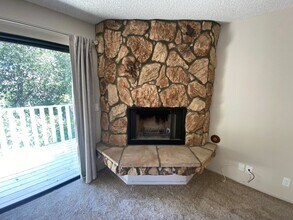 16 Green Ct in Paso Robles, CA - Building Photo - Building Photo