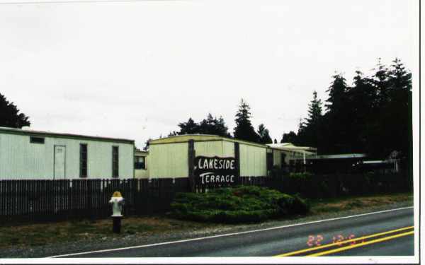 Lakeside Terrace MHP in Spanaway, WA - Building Photo