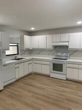 3532 NW 95th Ter in Sunrise, FL - Foto de edificio - Building Photo